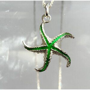 Sterling Silver Vintage Green Starfish Shaped Nautical Pendant Necklace - 19"